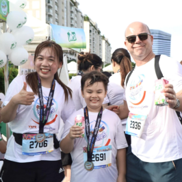 与 VICO FRESH 一起征服 COLOR RUN FOR SMILE - COLOR RUN FOR SMILE 2023